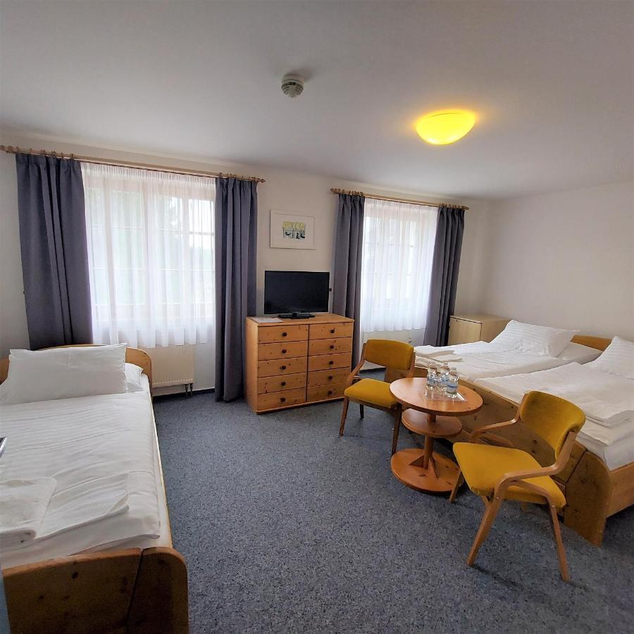 Hotel Vltava Frymburk Exteriör bild